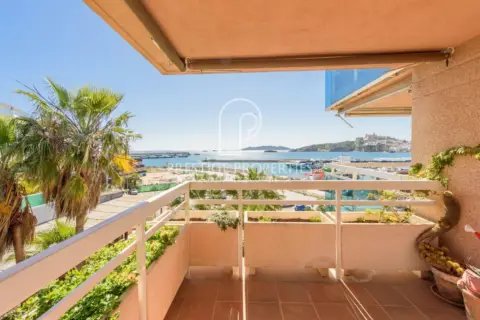 Piso en Marina Botafoch-Platja de Talamanca