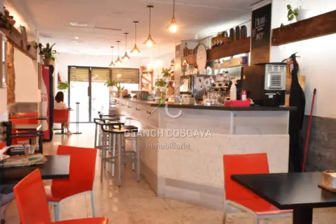 Local comercial en Plaça de la Llibertat