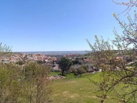 Terreno en calle de la Fuente, 106