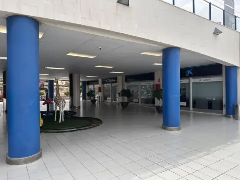 Local comercial en Avenida de Bruselas