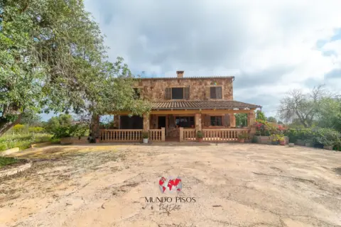 Finca rústica en Cala Llombards