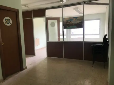 Office in calle de la Sierra de Guara, 30