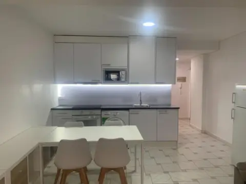 Piso en calle de Urrea, 24