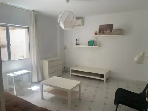 Piso en calle de Urrea, 24