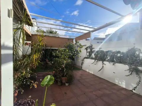 Casa adosada en Aljarasol - Res. Plaza Nueva