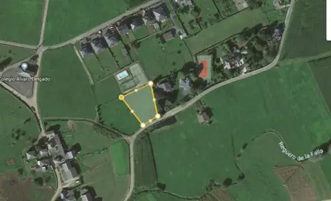 Terreno en calle Aquelcabo