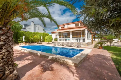 Chalet en calle de L'andrita, nº 28