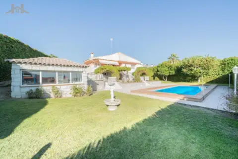 Casa en Castillo - Campodón