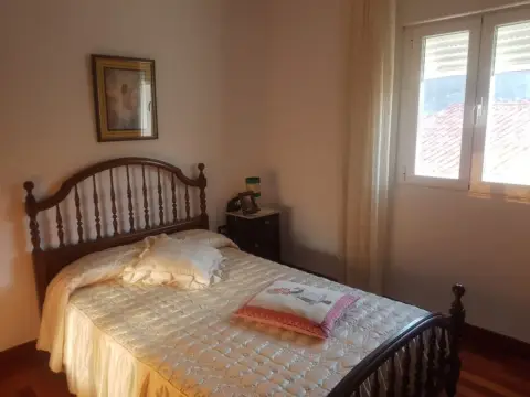 Casa adosada en calle del Villar