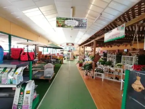 Nave industrial en Caceres