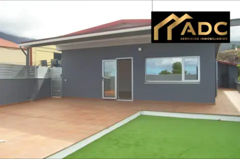 Casa en Avenida Marqués de Villanueva del Prado