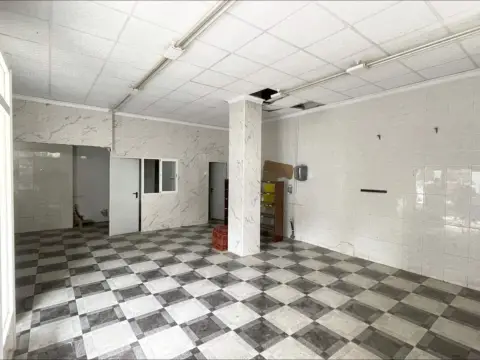 Local comercial en Carrús Este