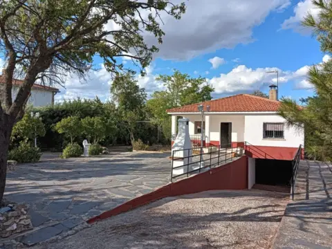 Chalet en Avenida Encina