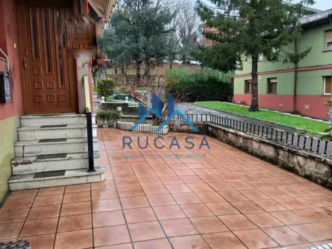 Piso en calle Maliaño