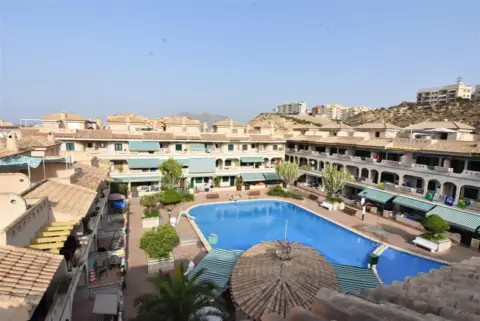 Ático en calle Sierra Moreras