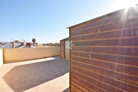 Dúplex en calle Abeto, 30