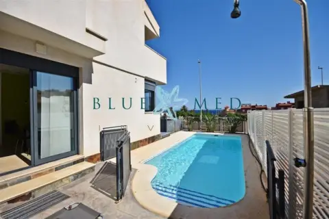 Dúplex en Avenida Cabo Palos