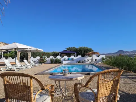 Finca rústica en calle Urbanización Rusticana