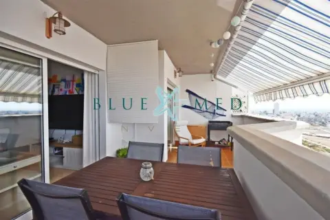 Apartamento en Avenida de la Garza Real