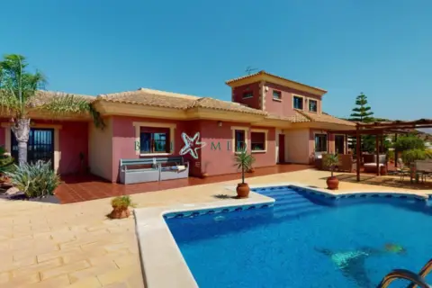 Finca rústica en calle Urbaniz Cumbre Collados 1