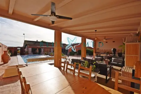 Finca rústica en calle Butrón Cánovas