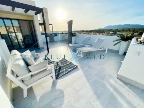 Ático en calle del Azahar