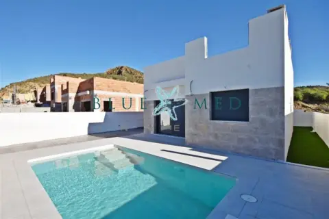 Chalet en calle Serre