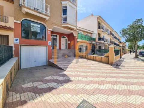 Local comercial en Huércal-Overa