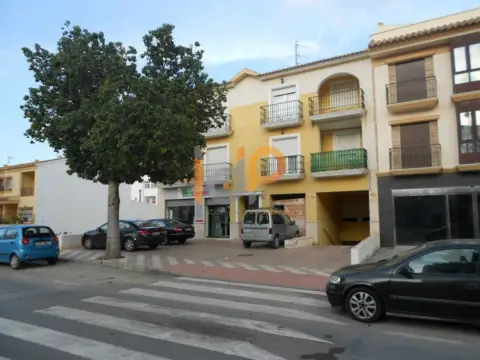 Local comercial en Huércal-Overa
