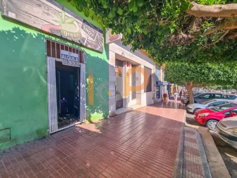 Local comercial en Huércal-Overa