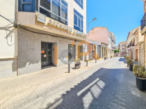 Local comercial en Huércal-Overa