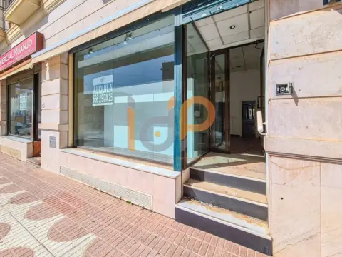 Local comercial en Huércal-Overa