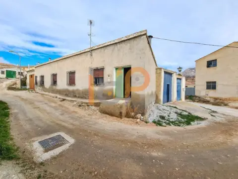Nave industrial en Chirivel