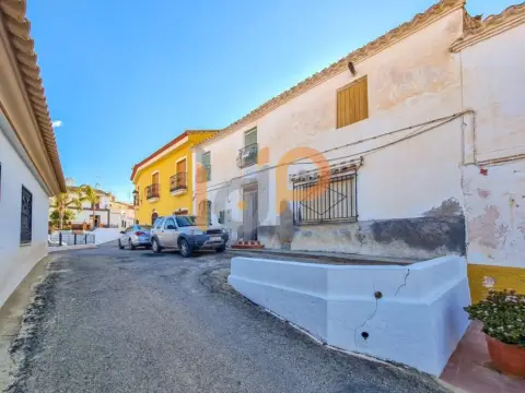 Casa en Zurgena