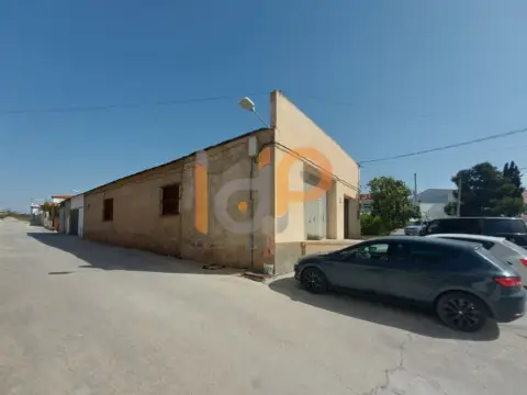 Local comercial en Hijate