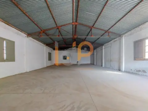 Local comercial en Hijate