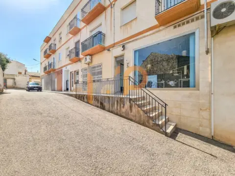 Local comercial en Olula del Rio