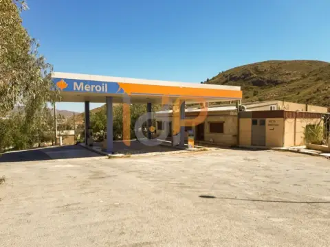 Local comercial en Olula del Rio
