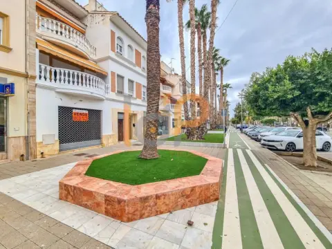 Local comercial en Huércal-Overa