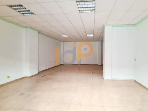 Local comercial en Huércal-Overa