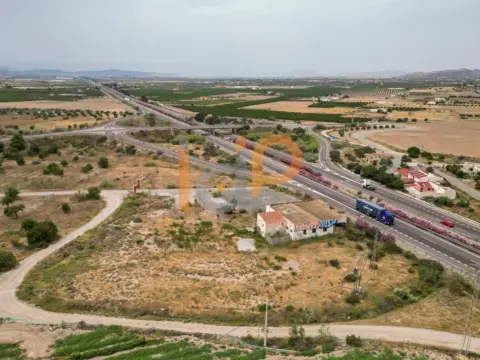 Local comercial en Huércal-Overa