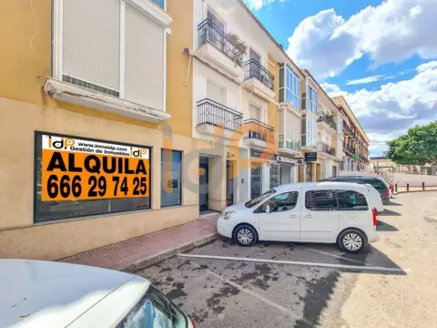 Local comercial en Huércal-Overa