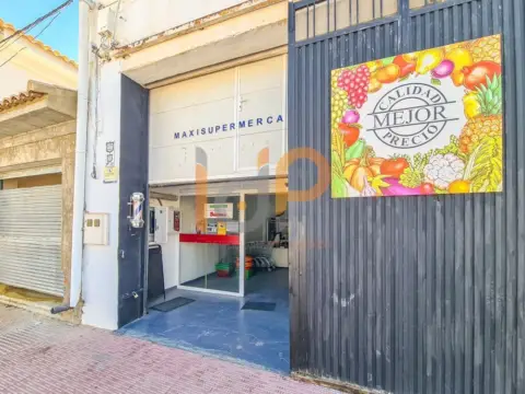 Local comercial en Huércal-Overa