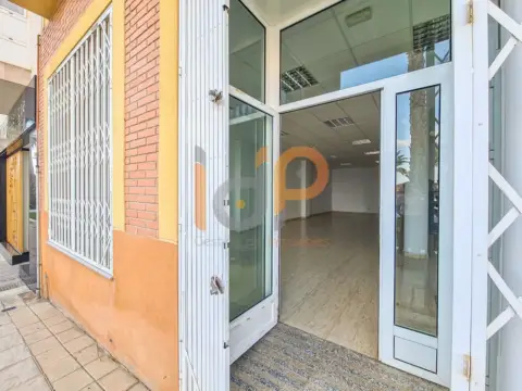 Local comercial en Huércal-Overa