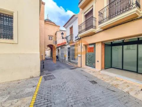 Local comercial en Huércal-Overa