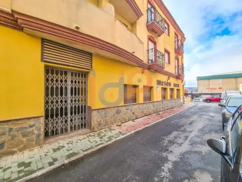 Local comercial en Oria