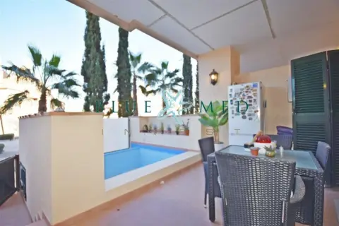 Apartamento en calle Malasia