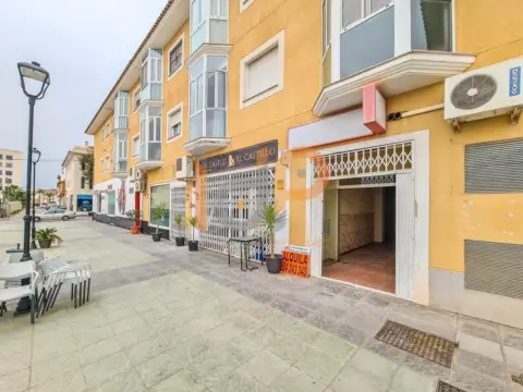Local comercial en Huércal-Overa