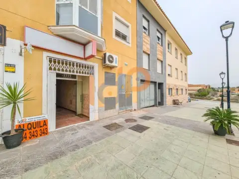 Local comercial en Huércal-Overa