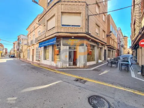 Local comercial en Huercal Overa Centro